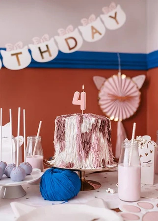 Świeczka na tort cyferka 4 różowa pastelowa jasna 5,5cm 1 sztuka SCU10-4-081J
