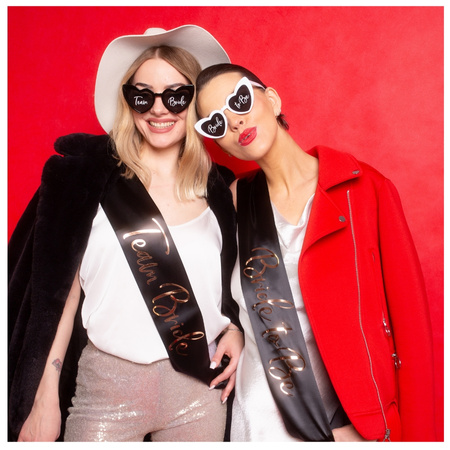 Szarfa satynowa Bride to be czarna 75cm 1 sztuka SWP11-010