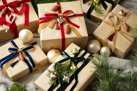 Tasiemka welurowa 15mm czerwona 10m 1 sztuka TW15-007