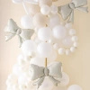 Balony foliowe kokardki beżowe 55 x 42 cm 3 sztuki 166581