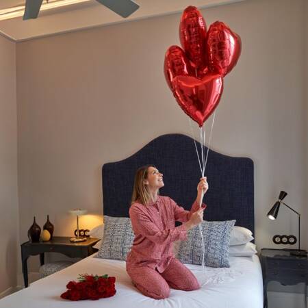 Balony na Walentynki płatki róż czerwone zestaw zes-WAL4